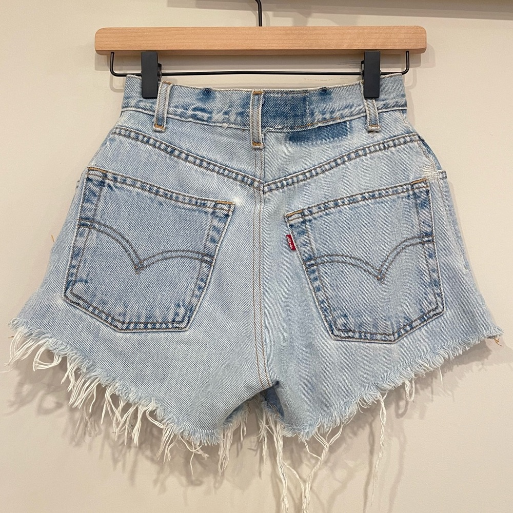Levi’s High Waisted Shorts (Light Wash)